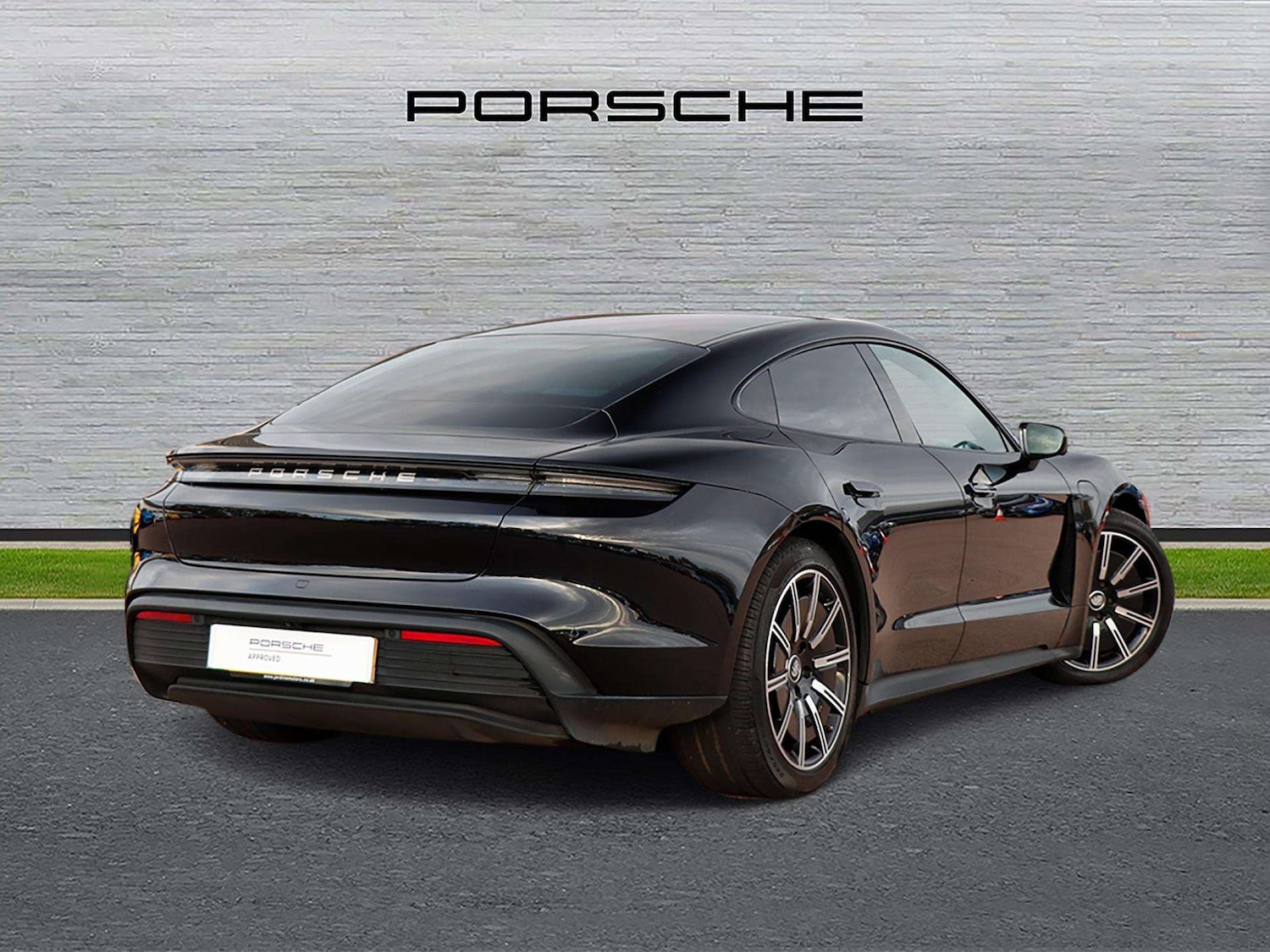 Used Porsche Taycan 2021 for sale - 76488038: Photo 3