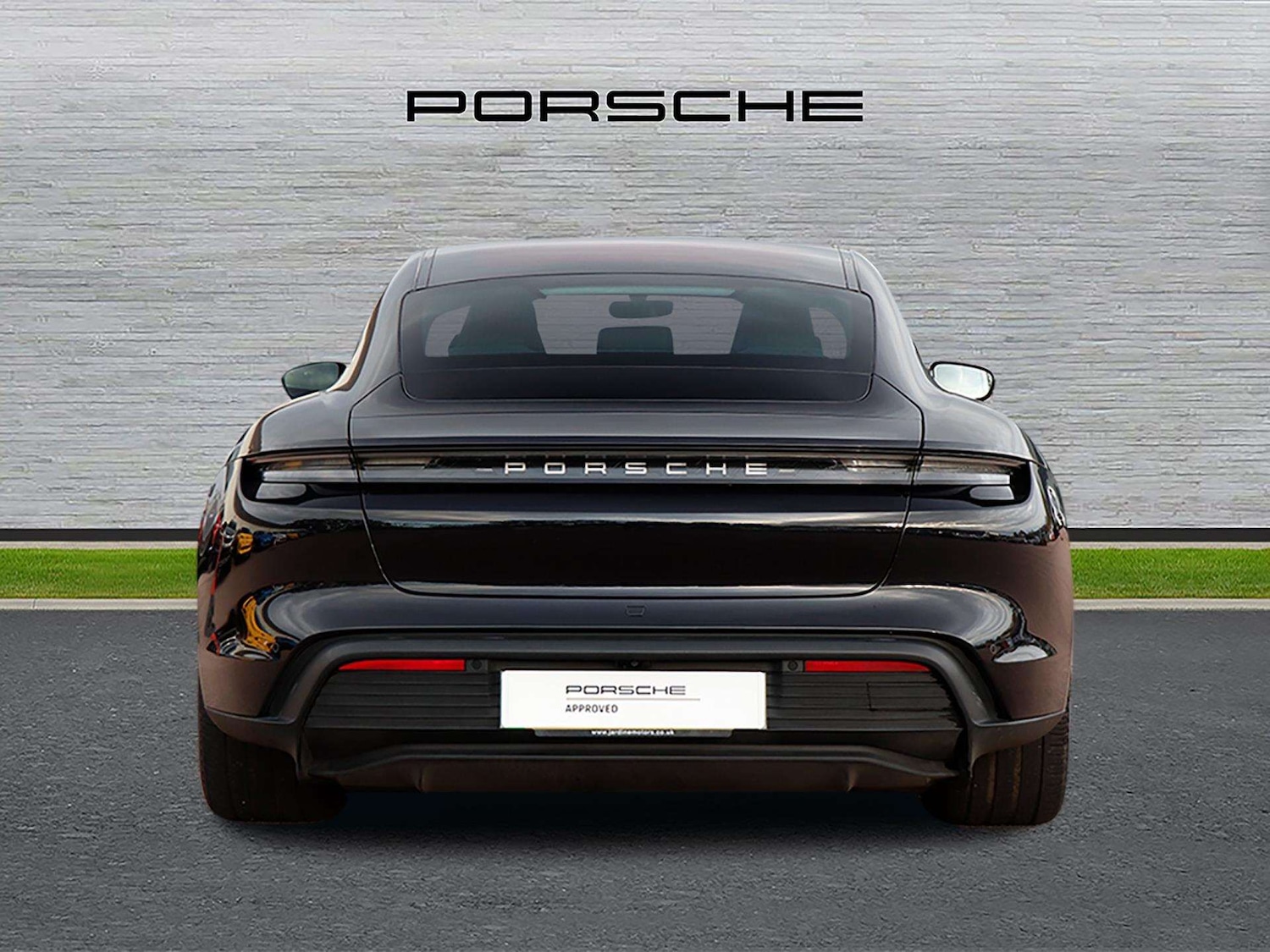 Used Porsche Taycan 2021 for sale - 76488038: Photo 4