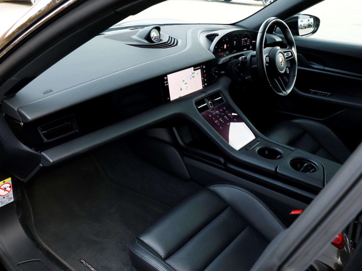 Used Porsche Taycan 2021 for sale - 76488038: Photo 9