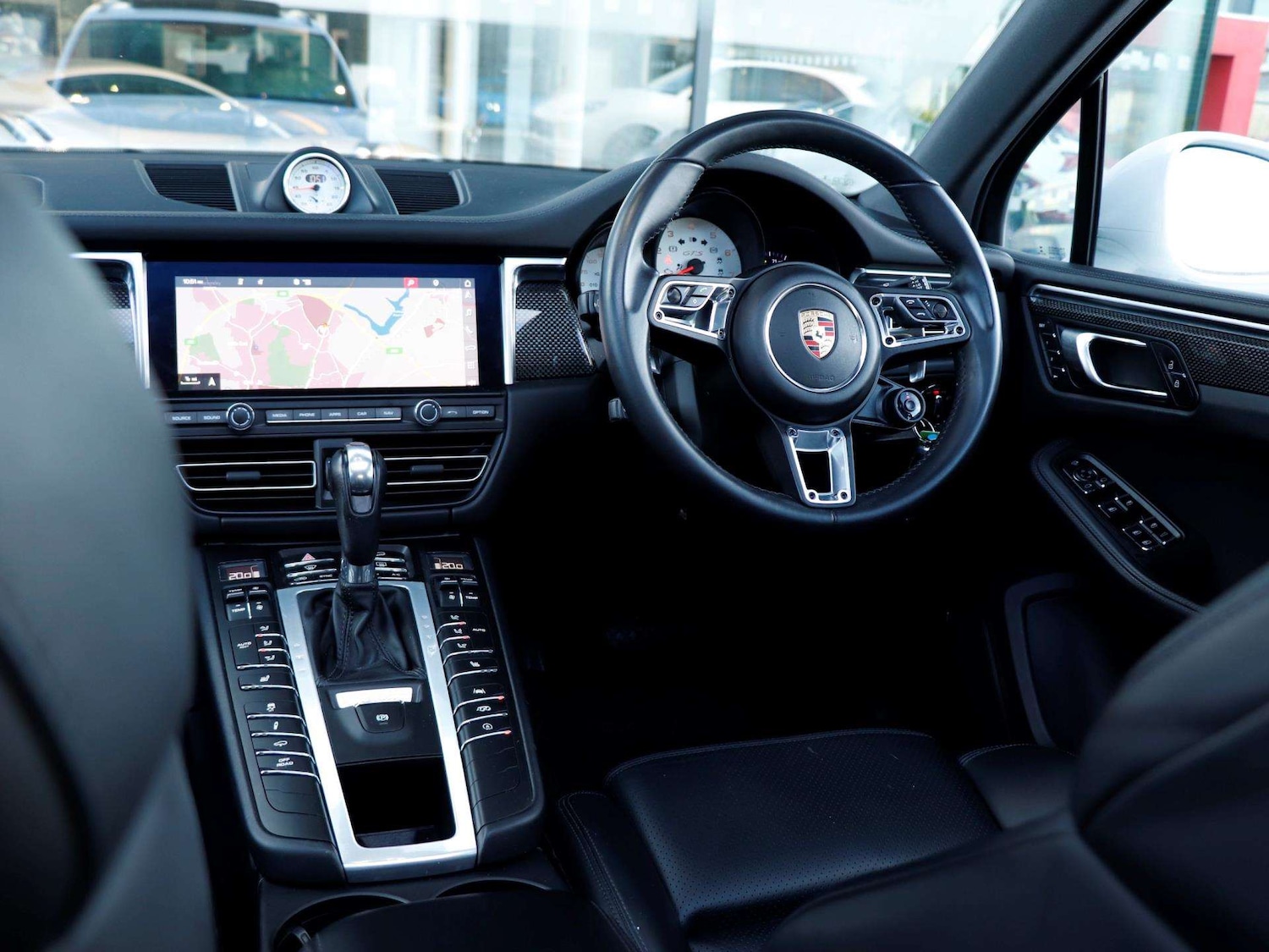 Used Porsche Macan 2020 for sale - 76842843: Photo 12