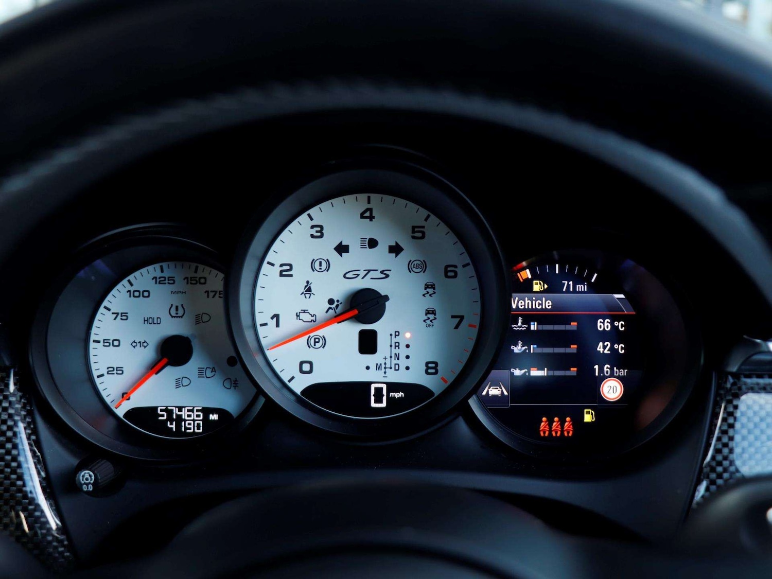 Used Porsche Macan 2020 for sale - 76842843: Photo 13