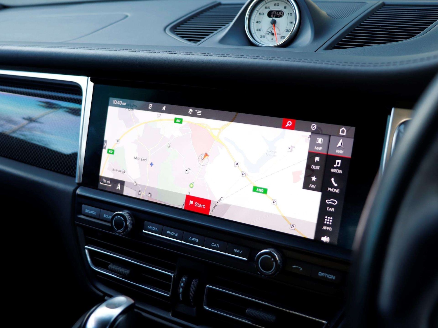 Used Porsche Macan 2020 for sale - 76842843: Photo 15