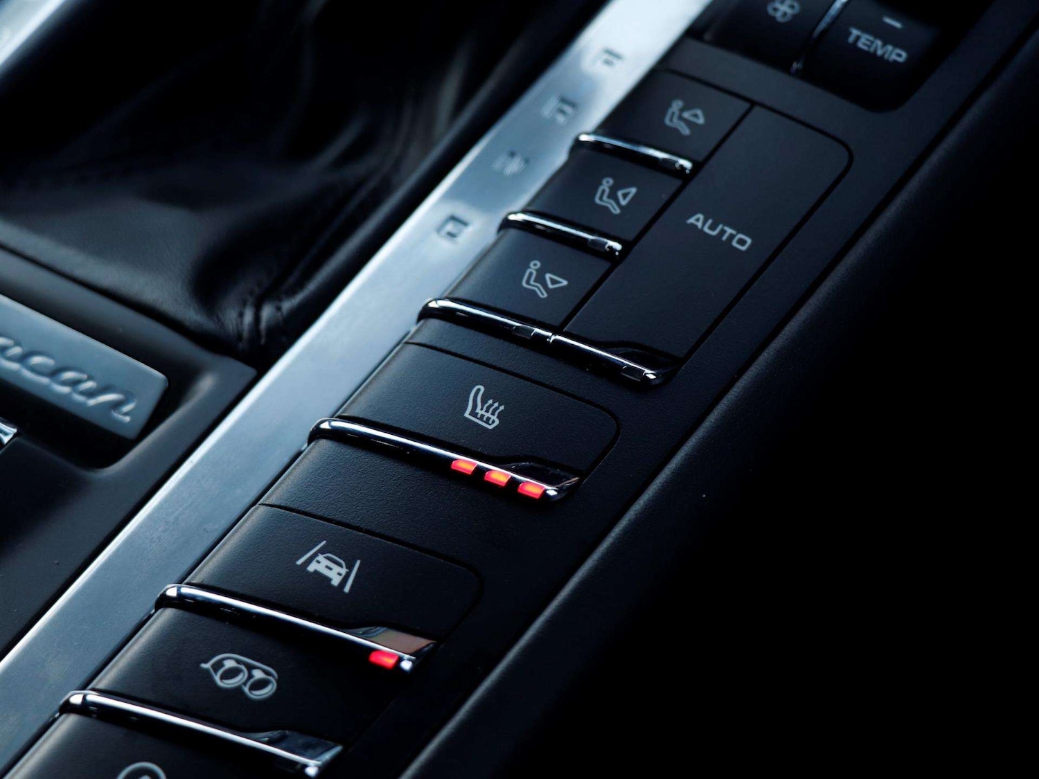 Used Porsche Macan 2020 for sale - 76842843: Photo 19