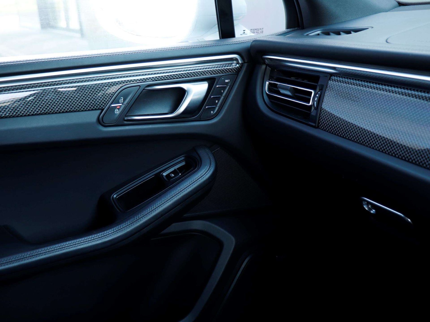 Used Porsche Macan 2020 for sale - 76842843: Photo 23