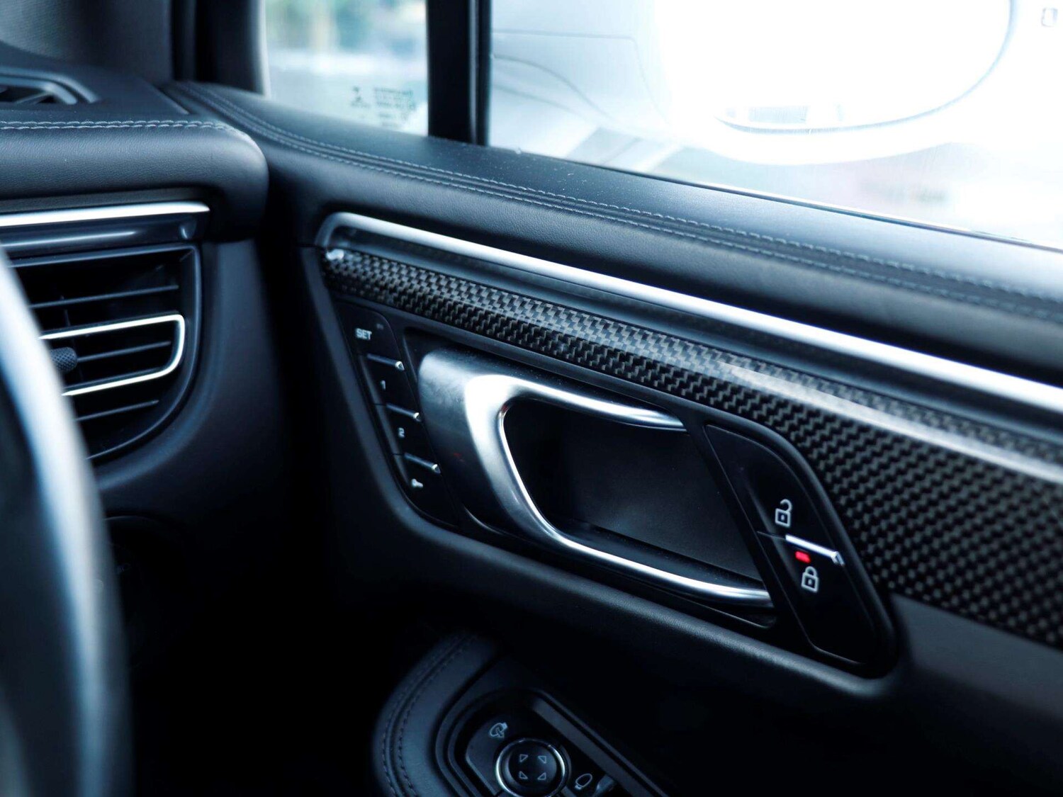 Used Porsche Macan 2020 for sale - 76842843: Photo 24