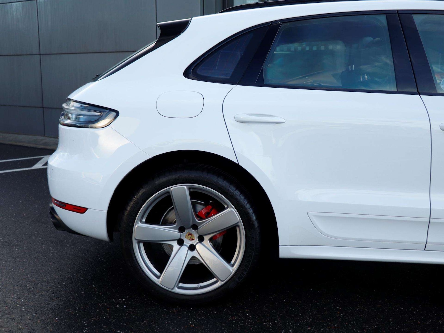 Used Porsche Macan 2020 for sale - 76842843: Photo 33