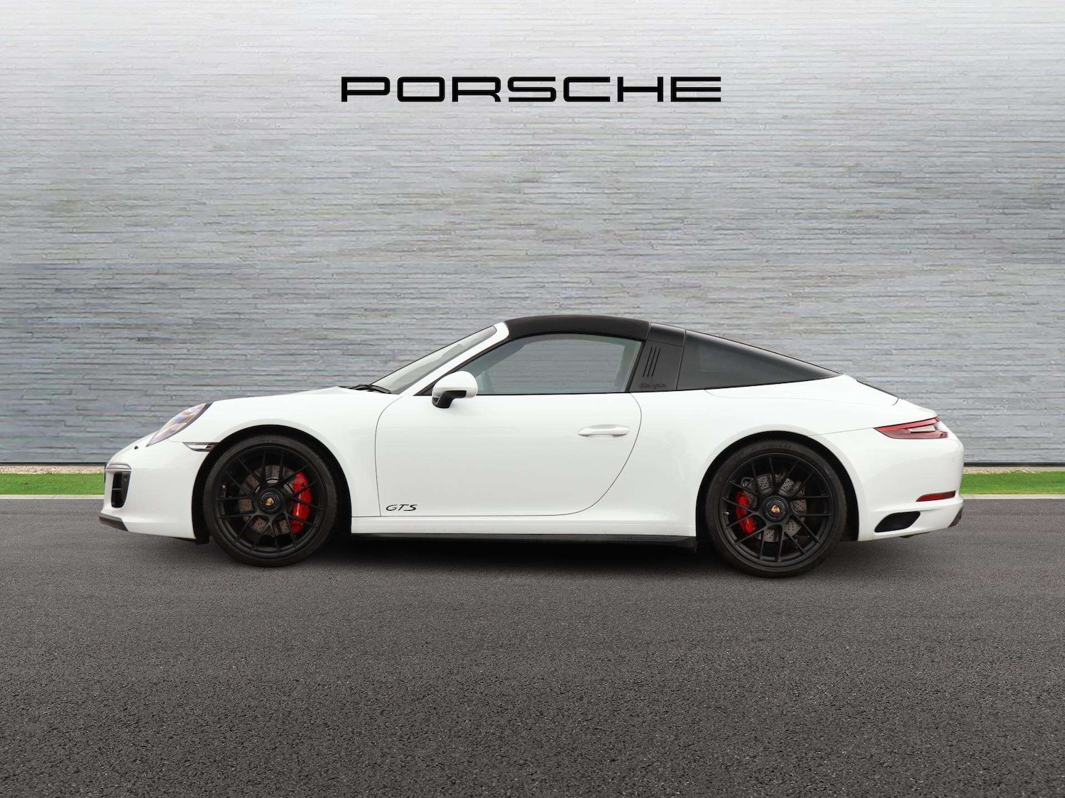 Used Porsche 911 2018 for sale - 78104090: Photo 6