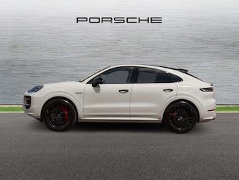 Used Porsche Cayenne 2025 for sale - 78786925: Photo