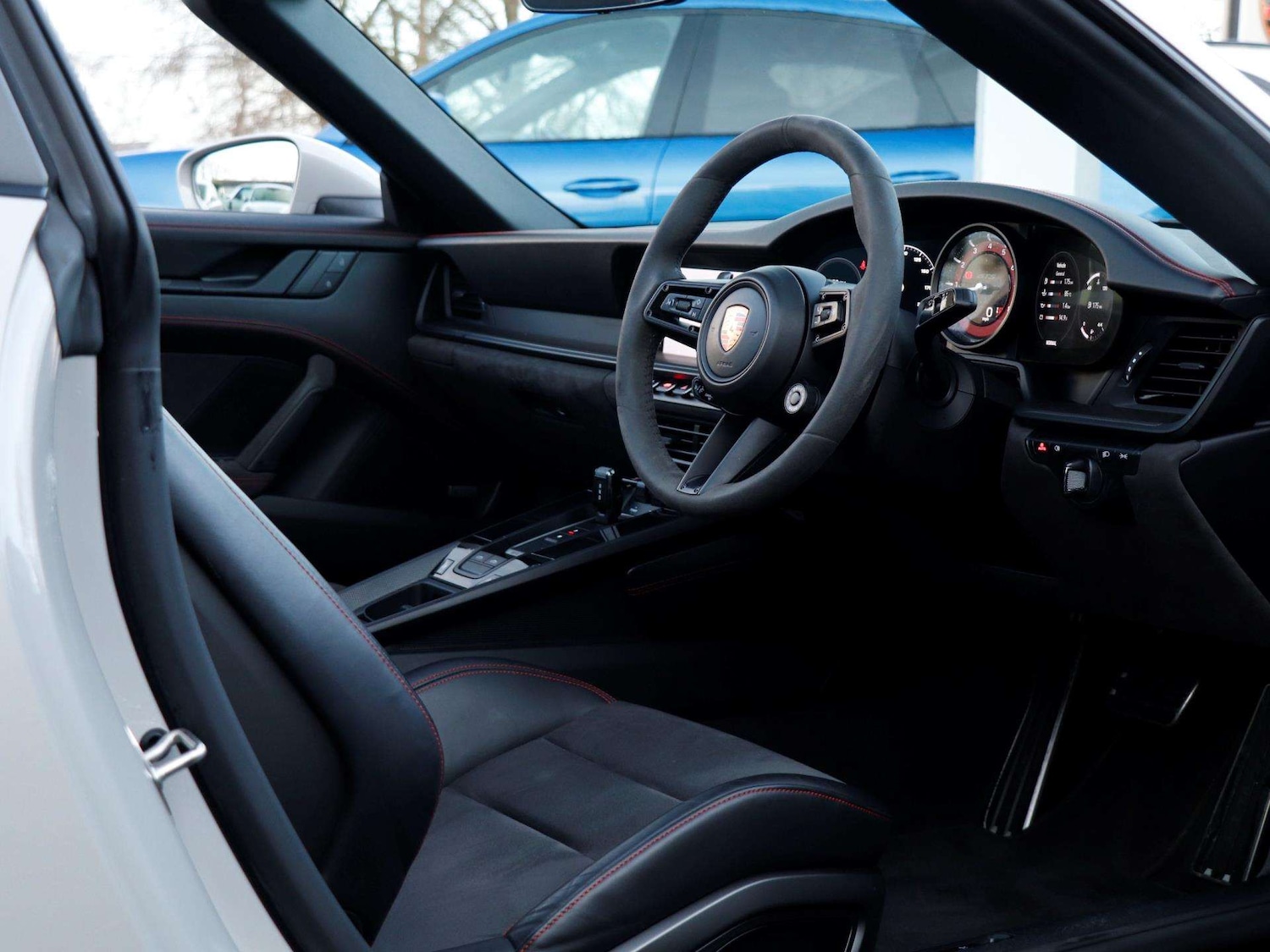 Used Porsche 911 2022 for sale - 77076520: Photo 11