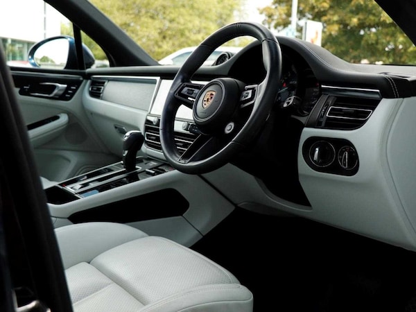 Used Porsche Macan 2022 for sale - 75535227: Photo 12
