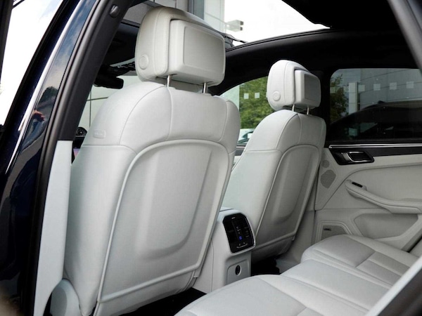 Used Porsche Macan 2022 for sale - 75535227: Photo 30