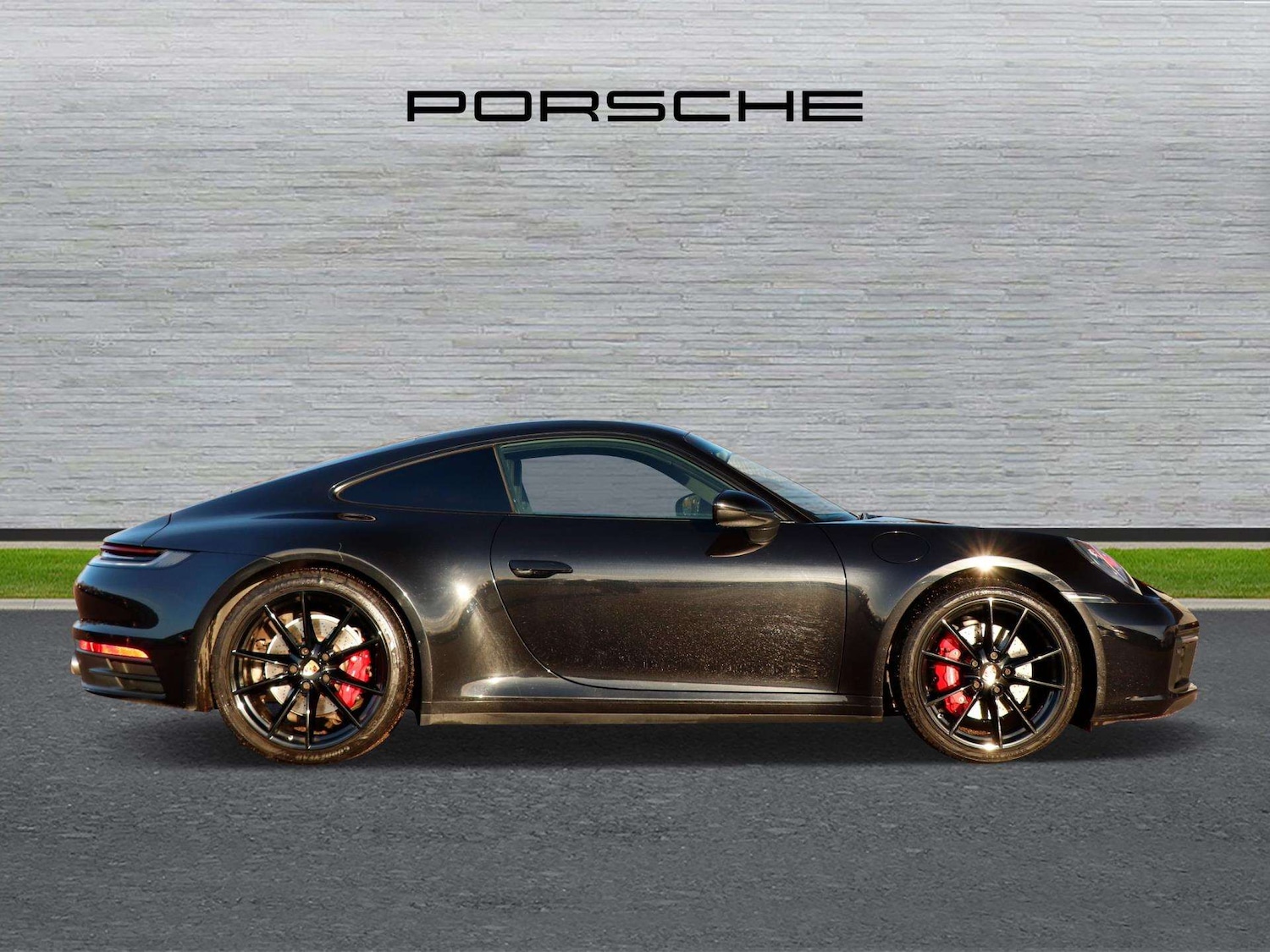 Used Porsche 911 2019 for sale - 76804841: Photo 2