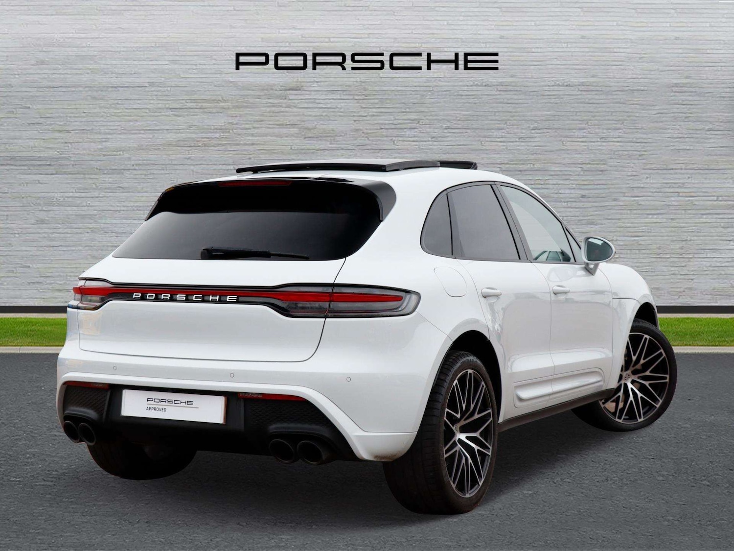 Used Porsche Macan 2022 for sale - 77076446: Photo 3