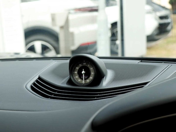 Used Porsche Taycan 2024 for sale - 75282191: Photo 14