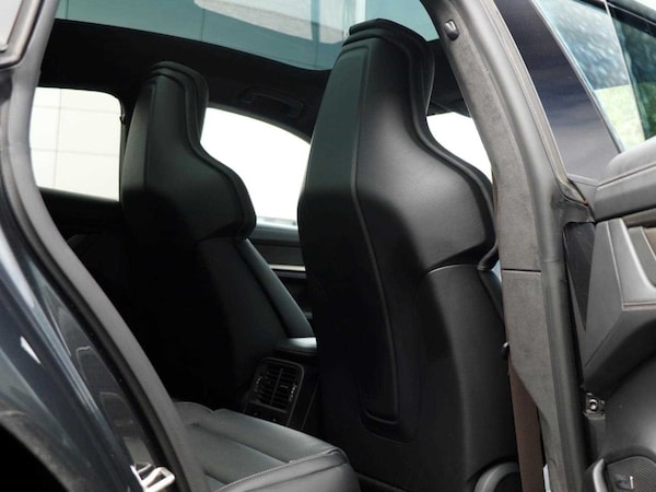 Used Porsche Taycan 2024 for sale - 75282191: Photo 28