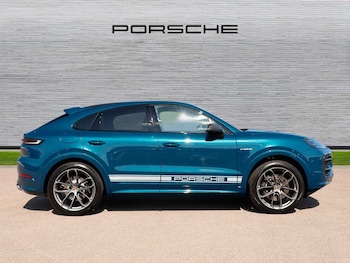 Used Porsche Cayenne 2025 for sale - 75555256: Photo