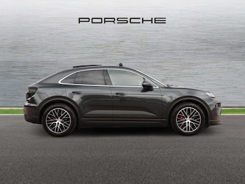 Used Porsche Macan 2025 for sale - 79319582: Photo
