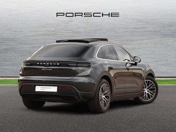 Used Porsche Macan 2025 for sale - 79319582: Photo