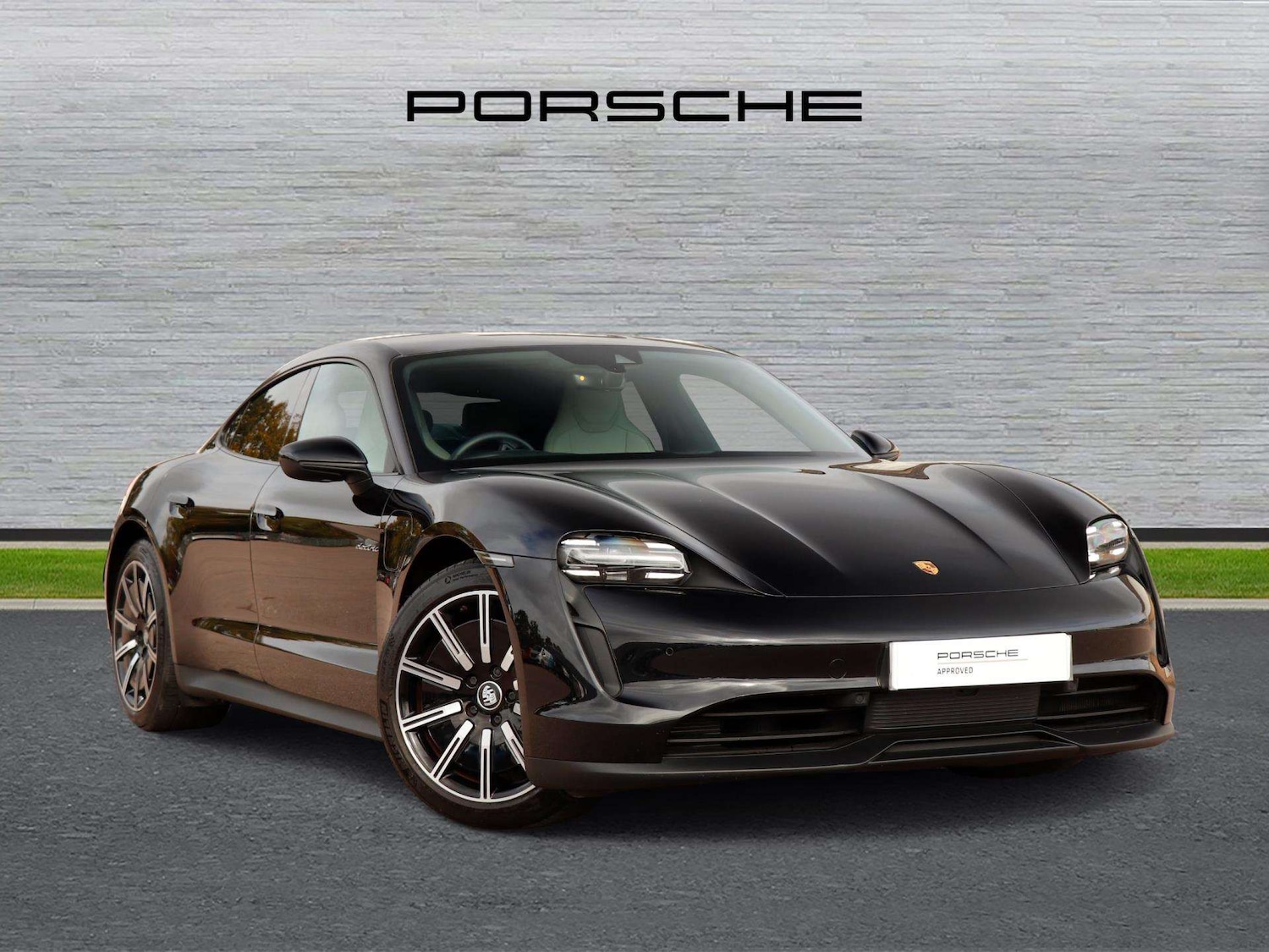 Used Porsche Taycan 2021 for sale - 76310811: Photo 1