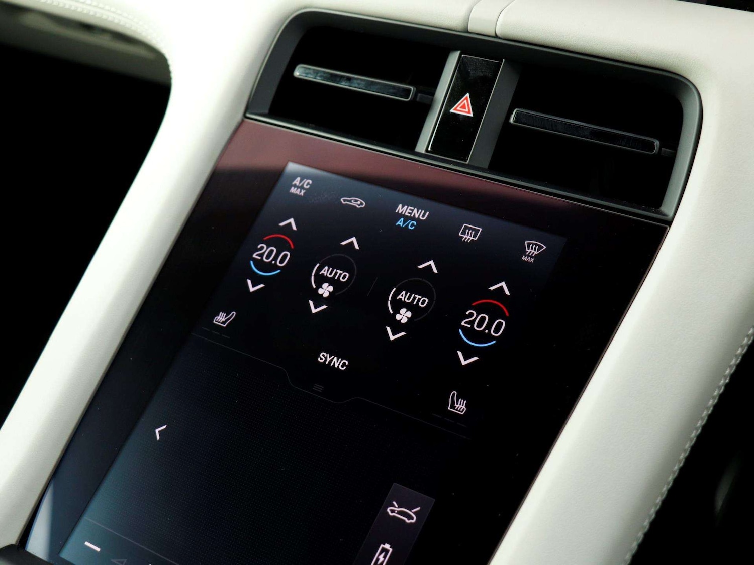 Used Porsche Taycan 2021 for sale - 76310811: Photo 15