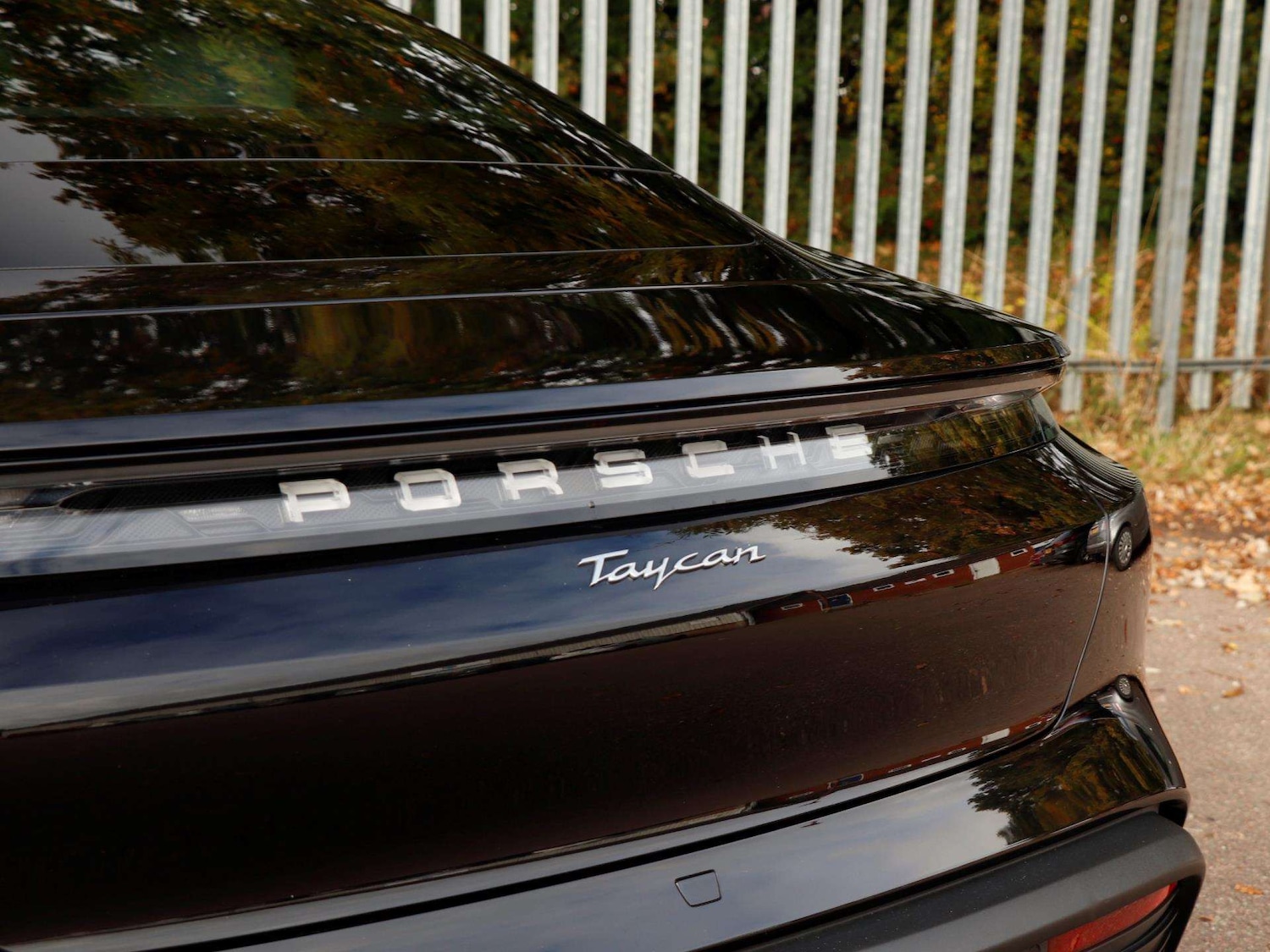 Used Porsche Taycan 2021 for sale - 76310811: Photo 23