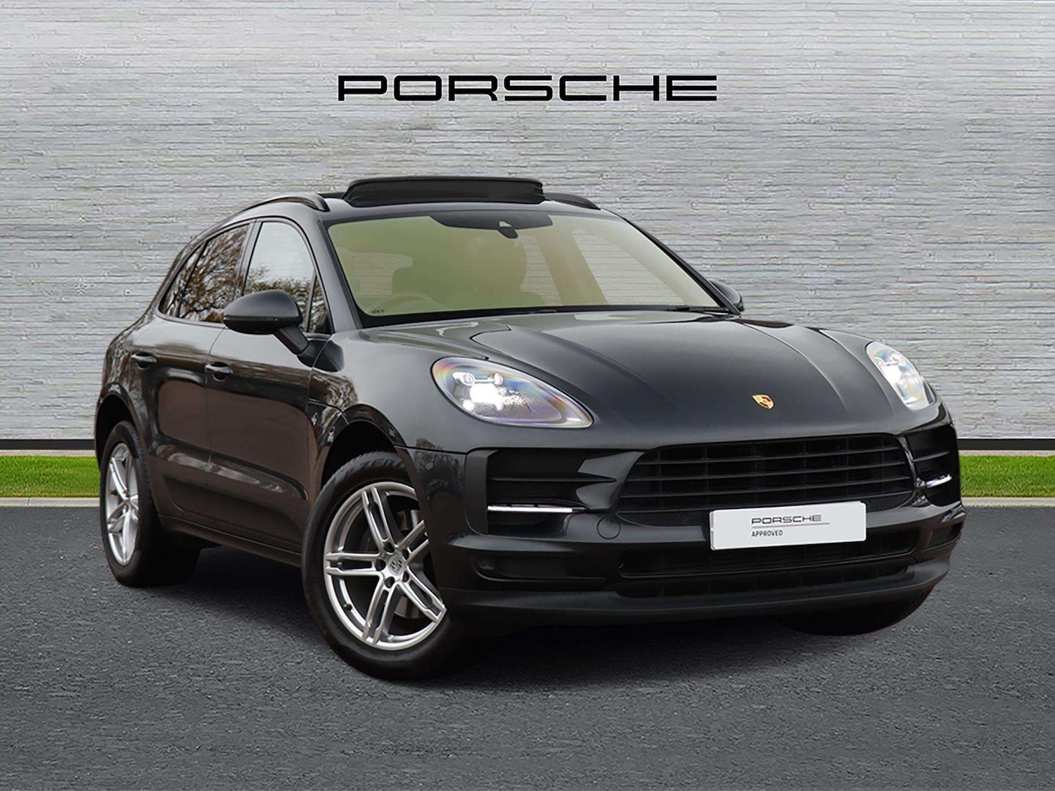 Used Porsche Macan 2018 for sale - 76789358: Photo 1
