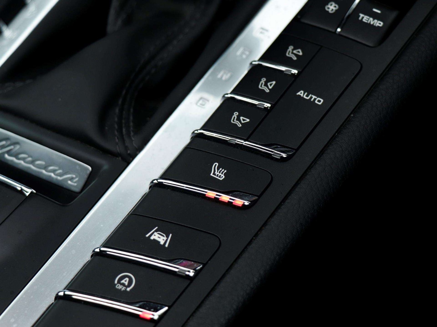 Used Porsche Macan 2018 for sale - 76789358: Photo 18