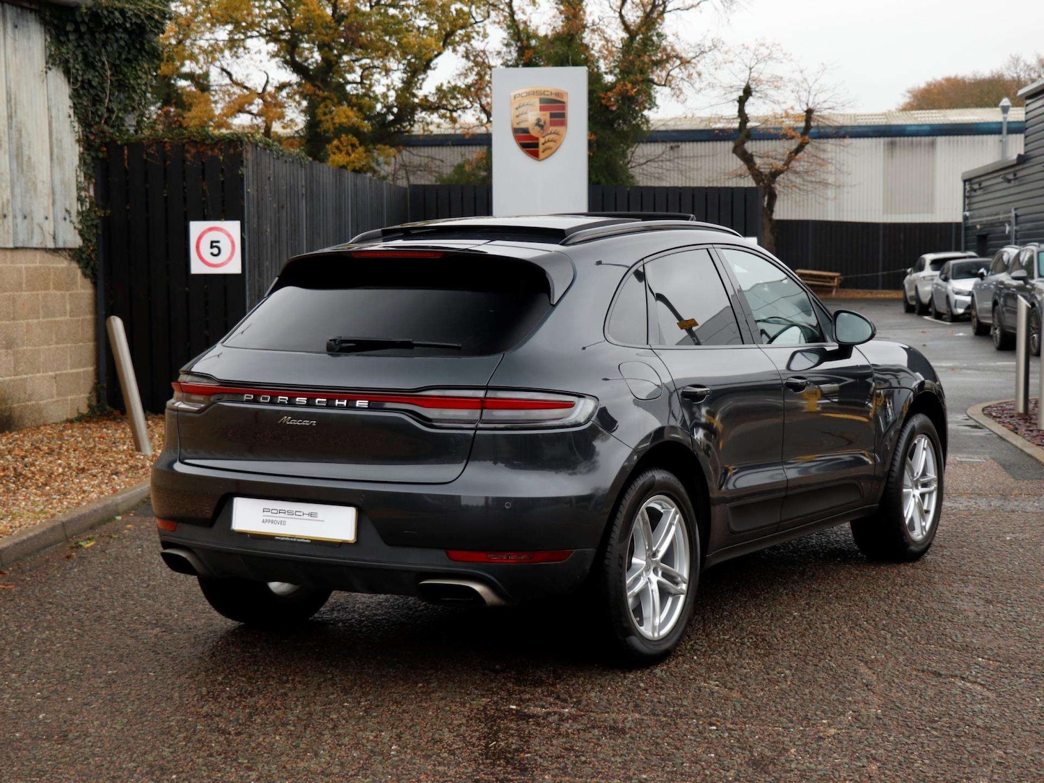 Used Porsche Macan 2018 for sale - 76789358: Photo 34