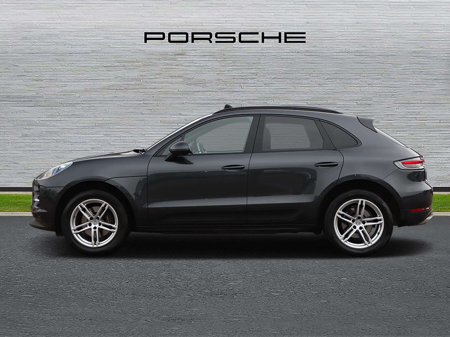 Used Porsche Macan 2018 for sale - 76789358: Photo 6