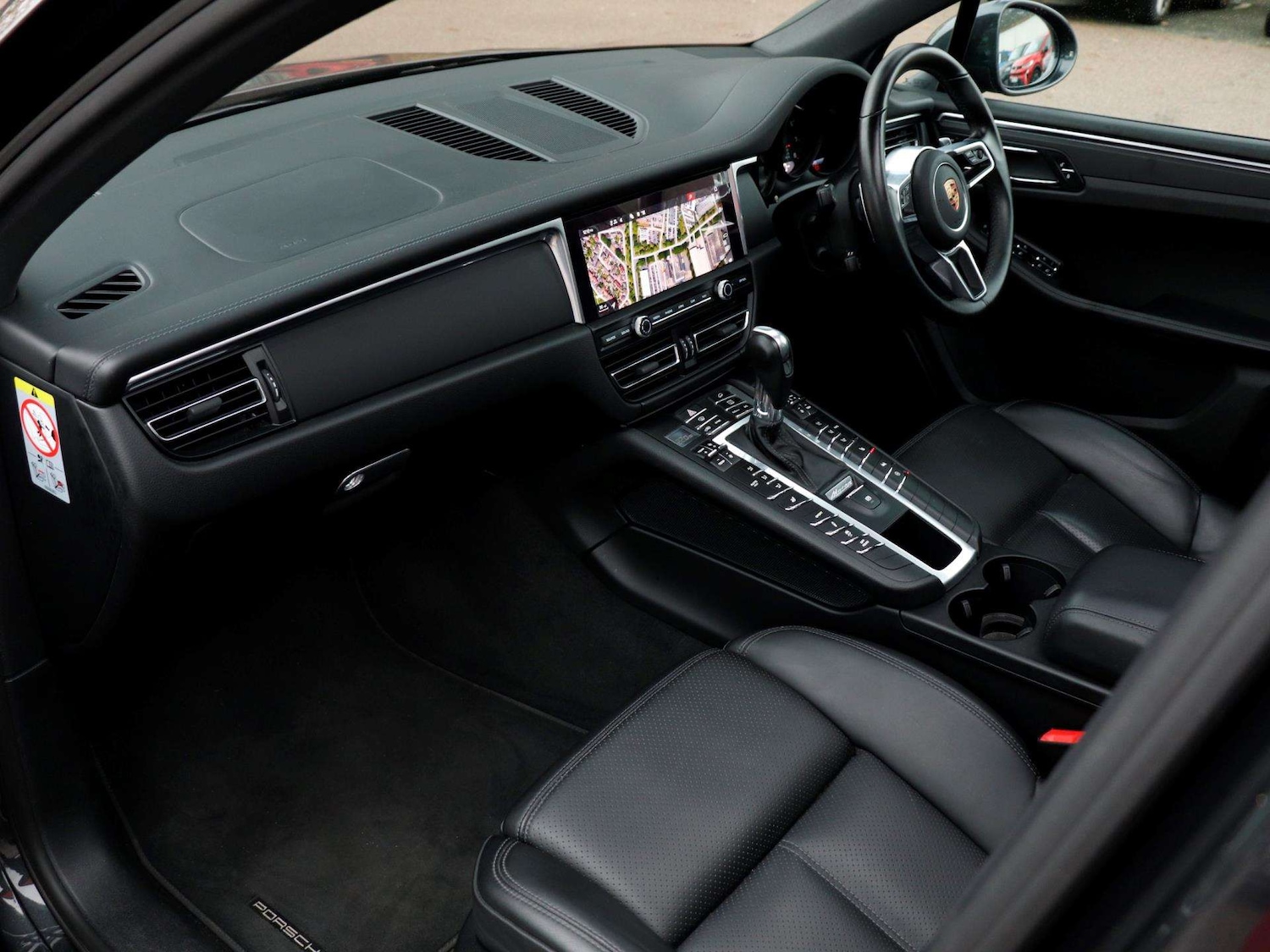 Used Porsche Macan 2018 for sale - 76789358: Photo 9