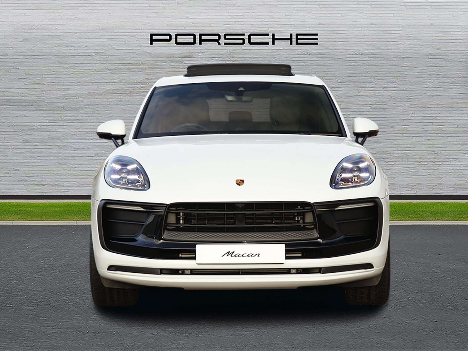 Used Porsche Macan 2025 for sale - 76875716: Photo 8