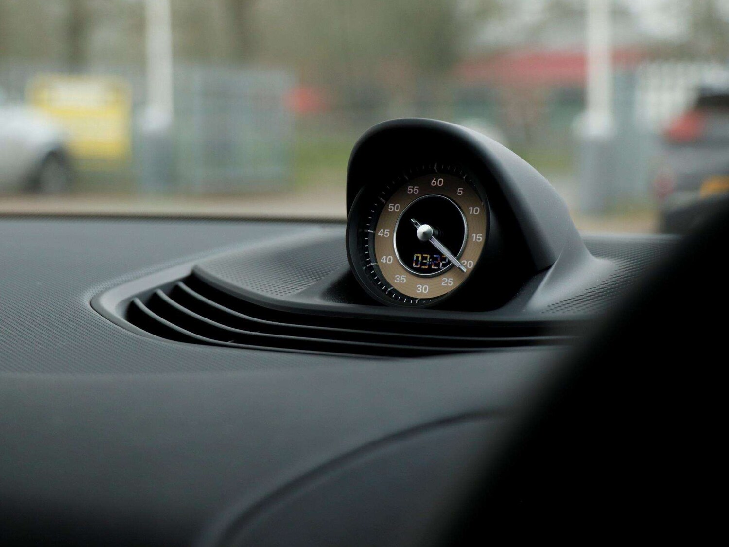 Used Porsche Taycan 2023 for sale - 77772057: Photo 14