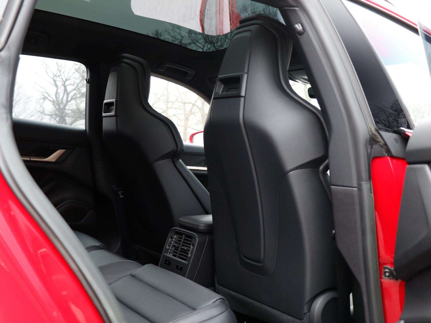 Used Porsche Taycan 2023 for sale - 77772057: Photo 26