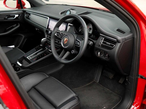 Used Porsche Macan 2025 for sale - 75496659: Photo 11