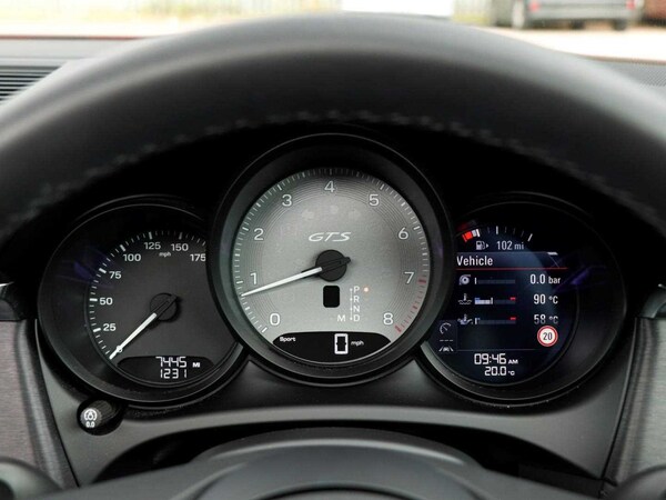 Used Porsche Macan 2025 for sale - 75496659: Photo 13