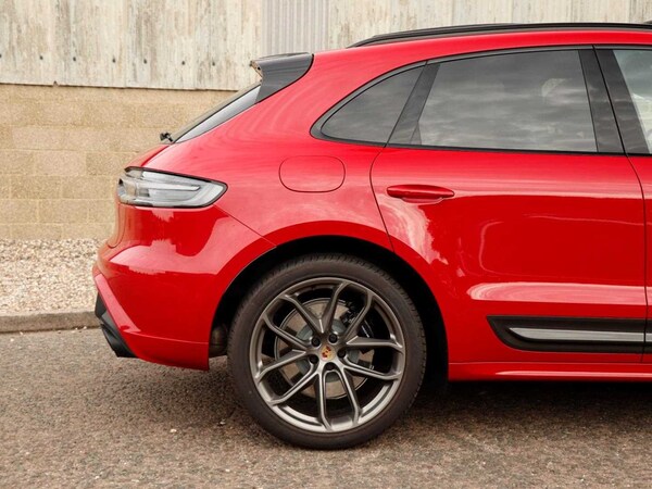 Used Porsche Macan 2025 for sale - 75496659: Photo 33