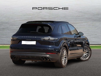 Used Porsche Cayenne 2022 for sale - 78707206: Photo