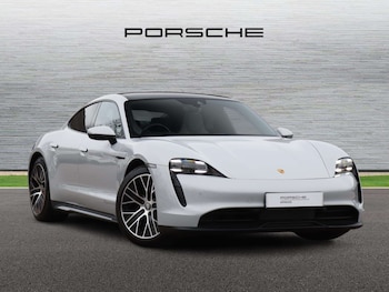 Used Porsche Taycan 2021 for sale - 77698774: Photo