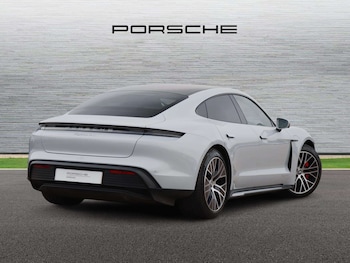 Used Porsche Taycan 2021 for sale - 77698774: Photo