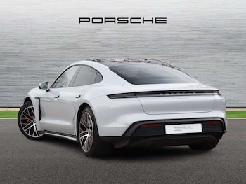 Used Porsche Taycan 2021 for sale - 77698774: Photo
