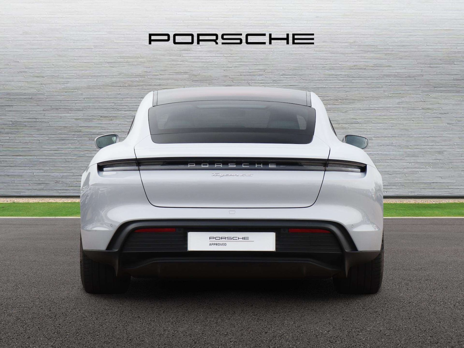 Used Porsche Taycan 2021 for sale - 77698774: Photo 8