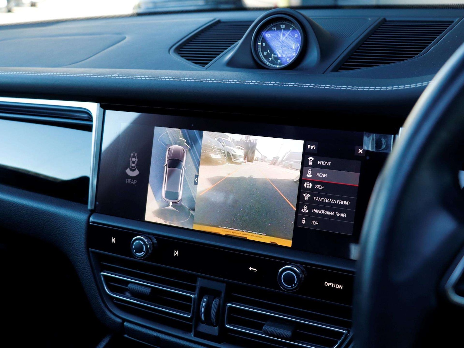 Used Porsche Macan 2022 for sale - 78161172: Photo 16