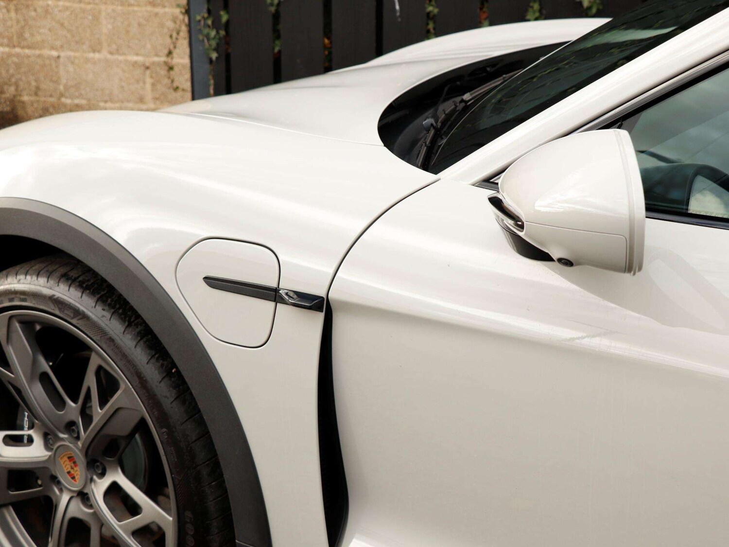 Used Porsche Taycan 2024 for sale - 76390589: Photo 33