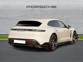 Used Porsche Taycan 2022 for sale - 76564456: Photo