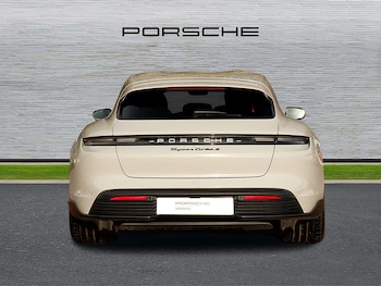 Used Porsche Taycan 2022 for sale - 76564456: Photo