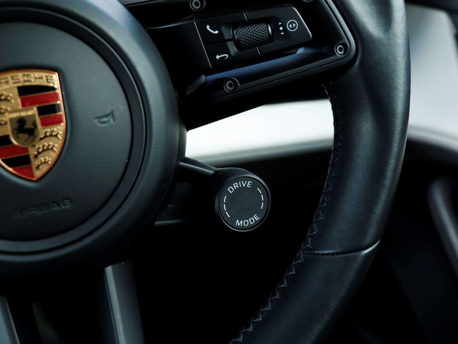 Used Porsche Taycan 2022 for sale - 78037825: Photo 20