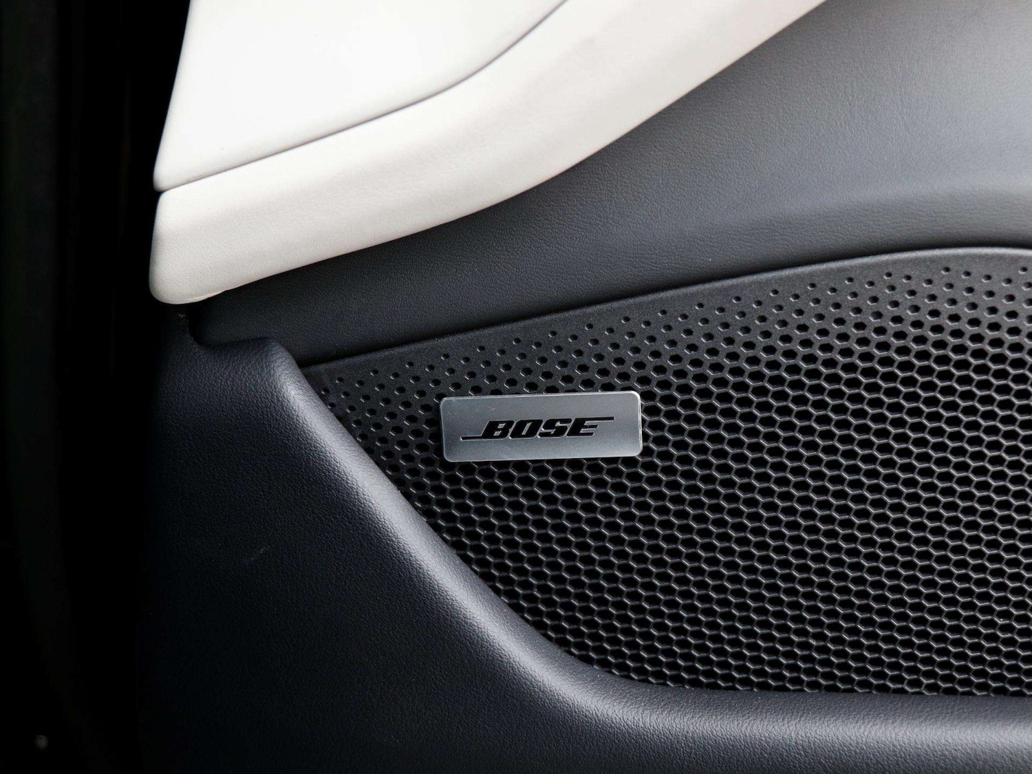 Used Porsche Taycan 2022 for sale - 78037825: Photo 22