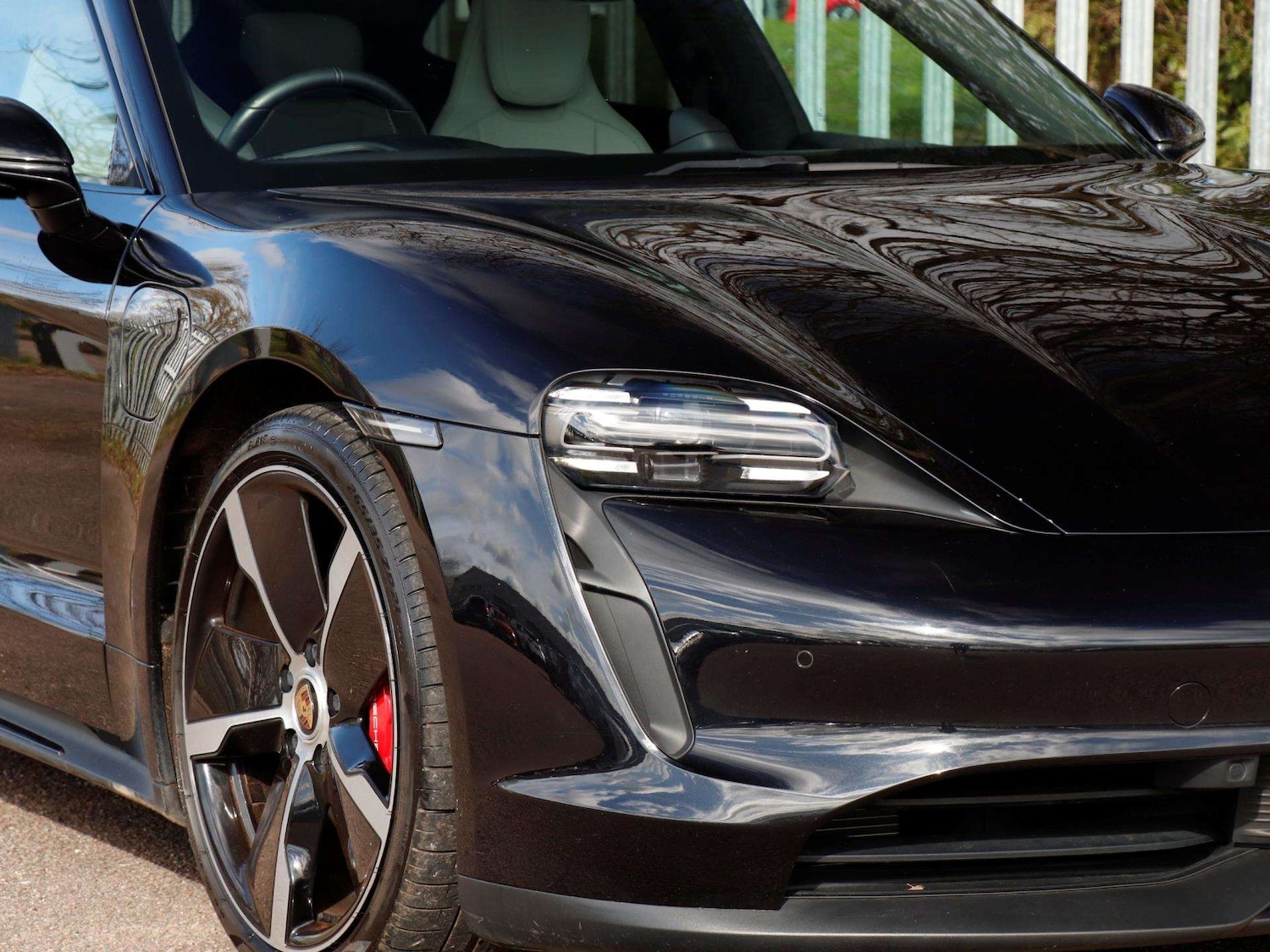 Used Porsche Taycan 2022 for sale - 78037825: Photo 31