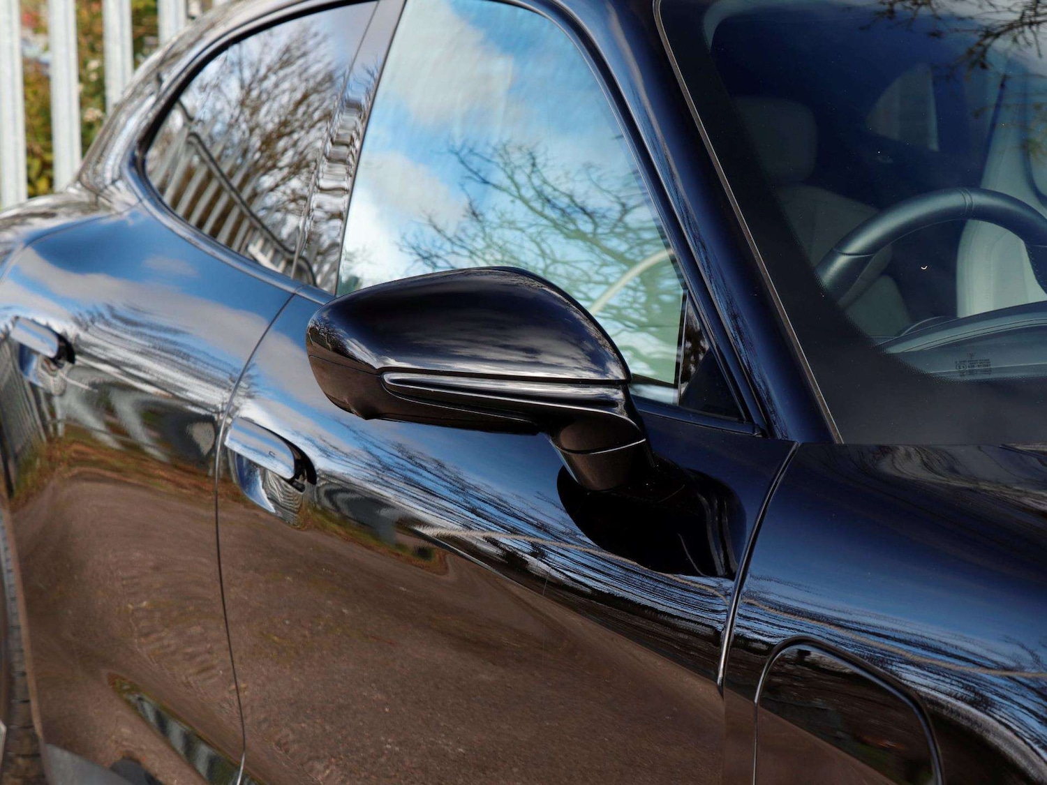 Used Porsche Taycan 2022 for sale - 78037825: Photo 33