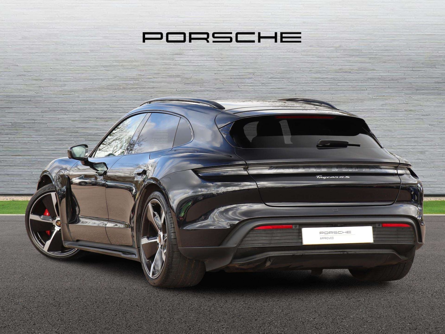 Used Porsche Taycan 2022 for sale - 78037825: Photo 5